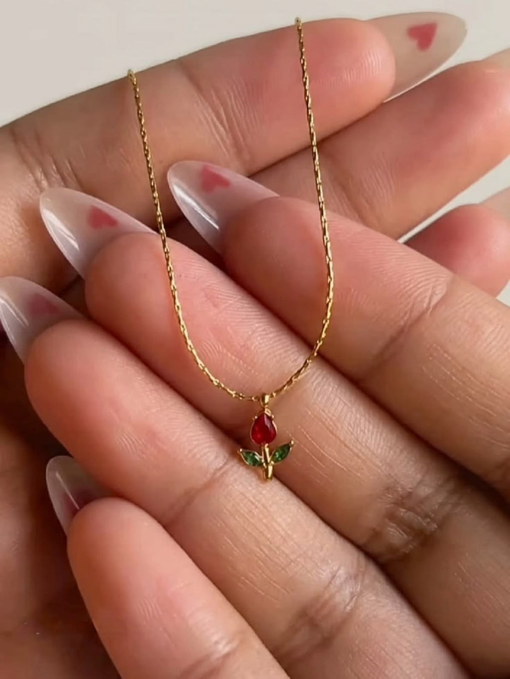 Mirchi Bloom Tulip Pendant Chain