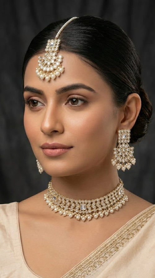 Aishwarya Kundan Choker Set with Pearl Droplets and Maang Tikka